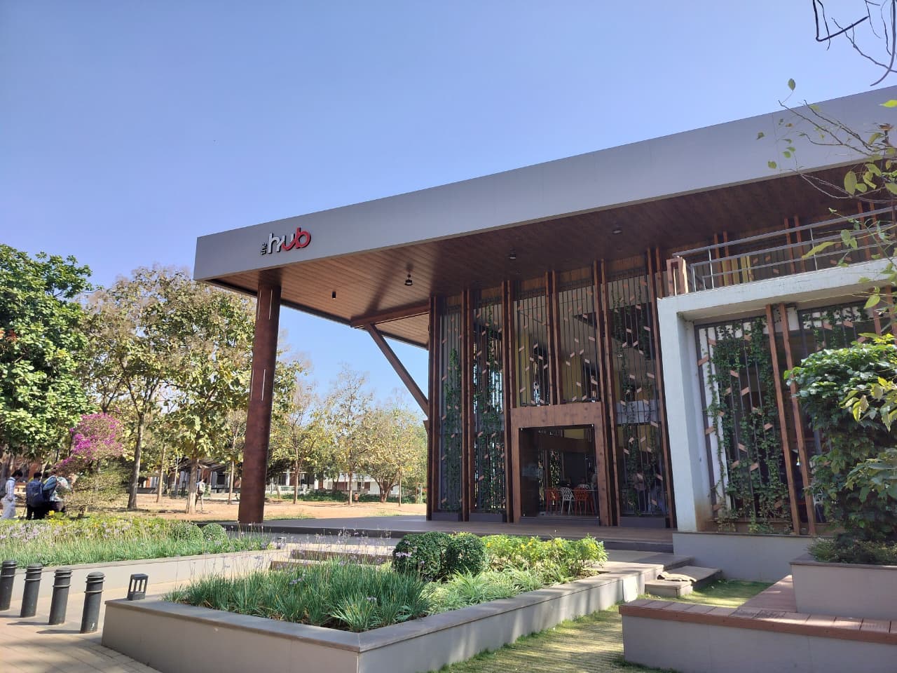 KLE Technological University Hubli campus photo 9